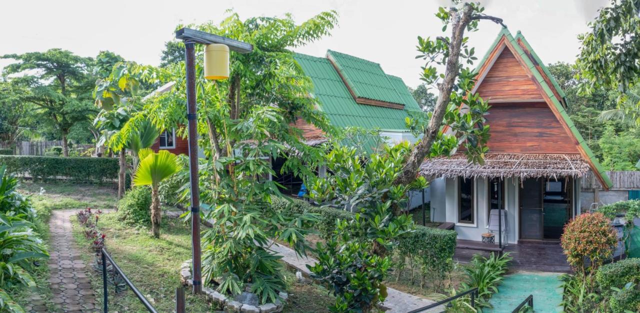 Harmony Naturist Resort Rawai Phuket 18Yr Minimum Age Only Nudist Nake D Fkk Eksteriør bilde